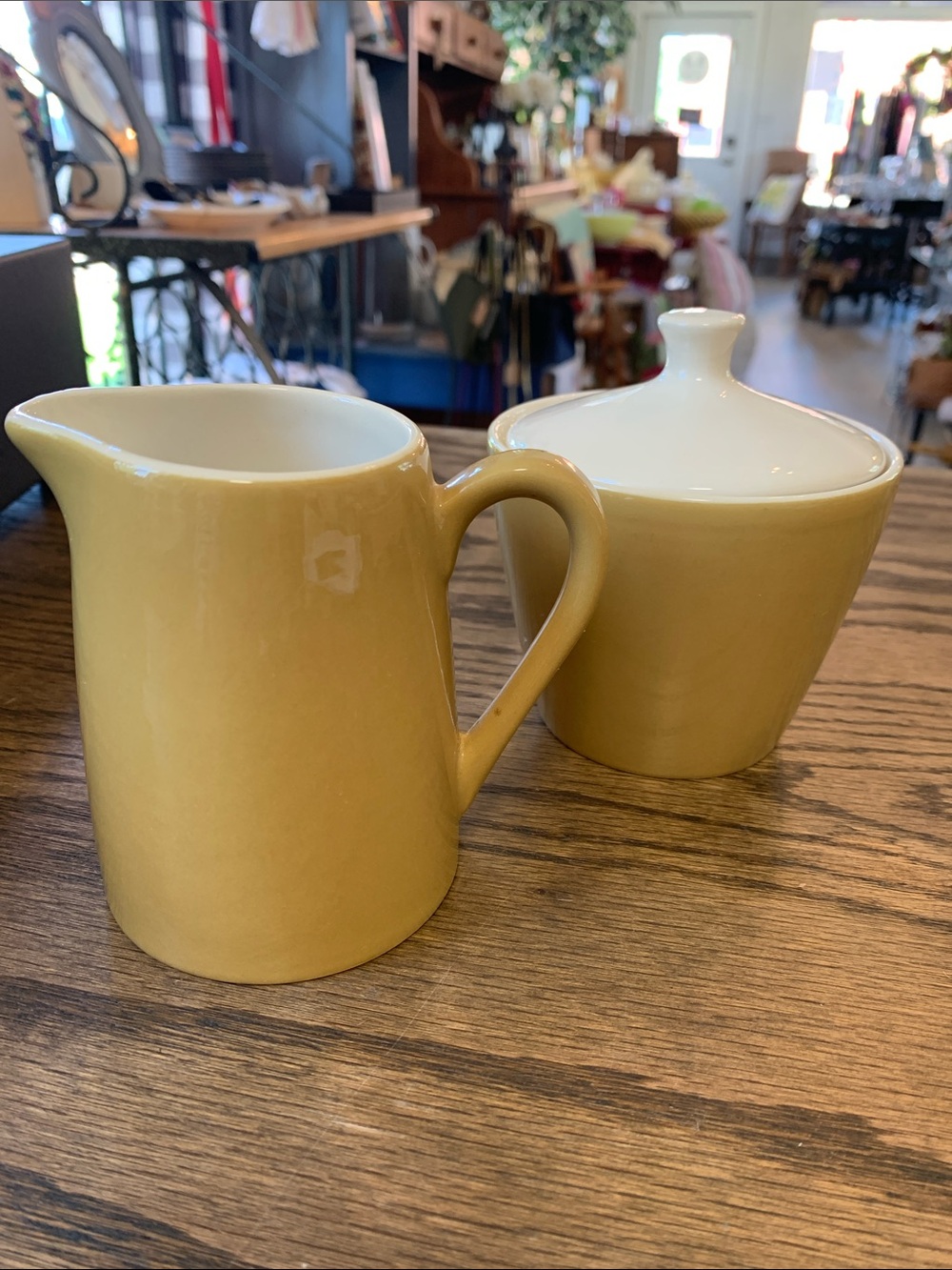 Royal China creamer & sugar bowl